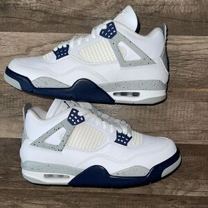 Jordan 4 Midnight Navy